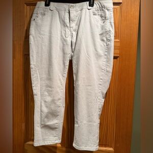 Democracy White Skinny Jeans Size 16